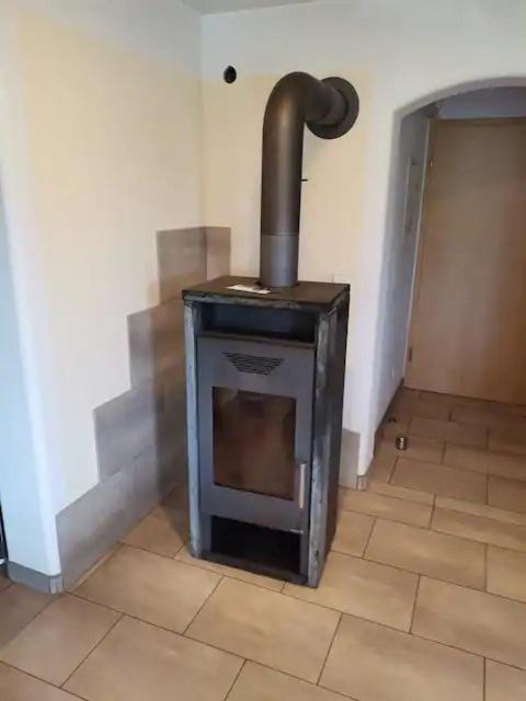 Schoene Ferienwohnung Mit Terrasse Malterdingen エクステリア 写真